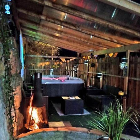 Le Love Chalet Des Alpes Гилестр Екстериор снимка