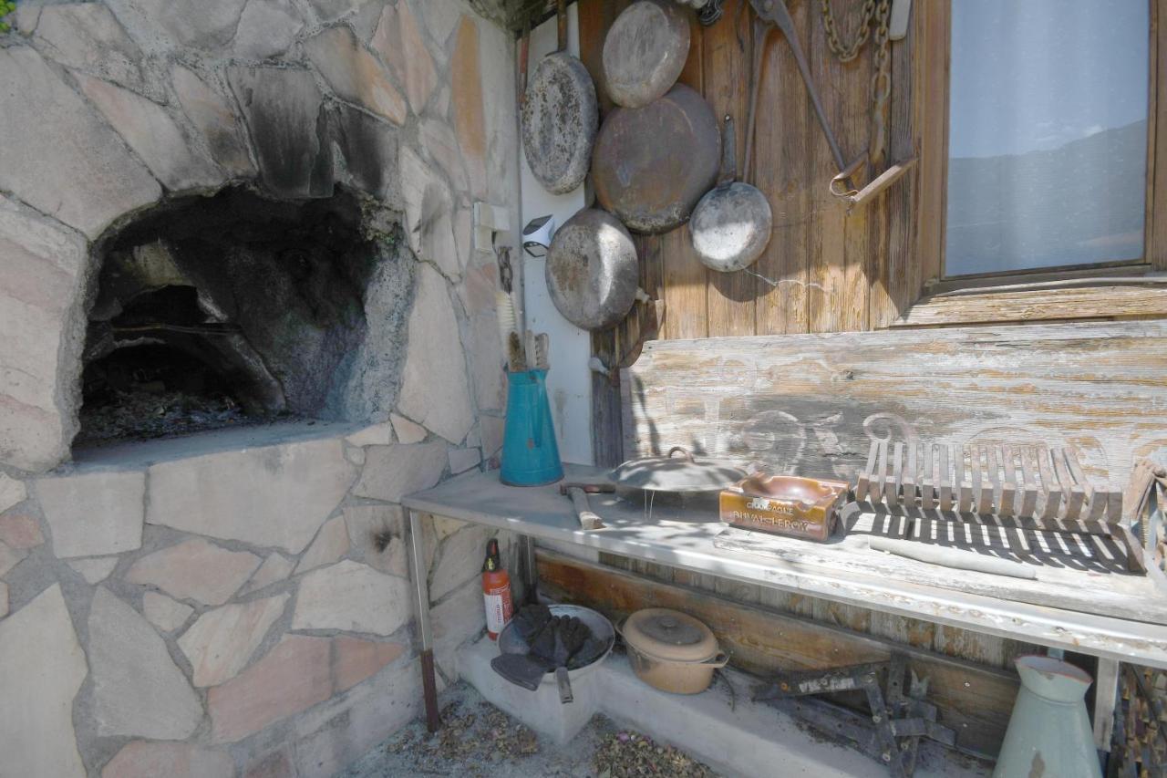 Le Love Chalet Des Alpes Гилестр Екстериор снимка
